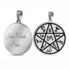 Amulette Étoile de la Terre Pentacle Wicca en acier inoxydable argenté personnalisable, symbole de protection spirituelle et connexion aux éléments naturels.