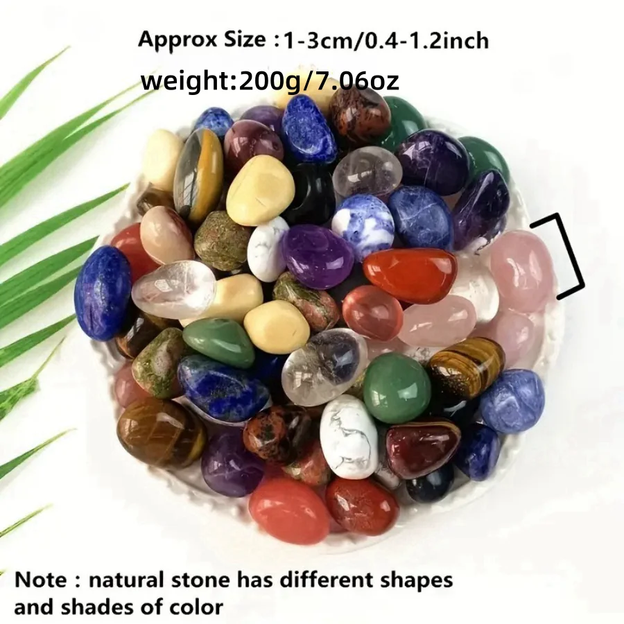 ensemble-pierres-cristal-polies-naturelles-multicolores Ensemble de pierres de cristal polies multicolores de tailles variées sur un fond blanc, avec informations de taille et de poids