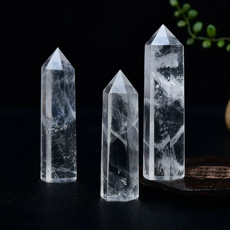 Trio d'obélisques en quartz clair naturel pour méditation et purification énergétique