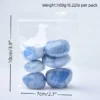Pierres roulées en aventurine bleue naturelle dans un sachet transparent de 10 cm x 7 cm, poids 100 g, cristaux énergétiques pour bien-être